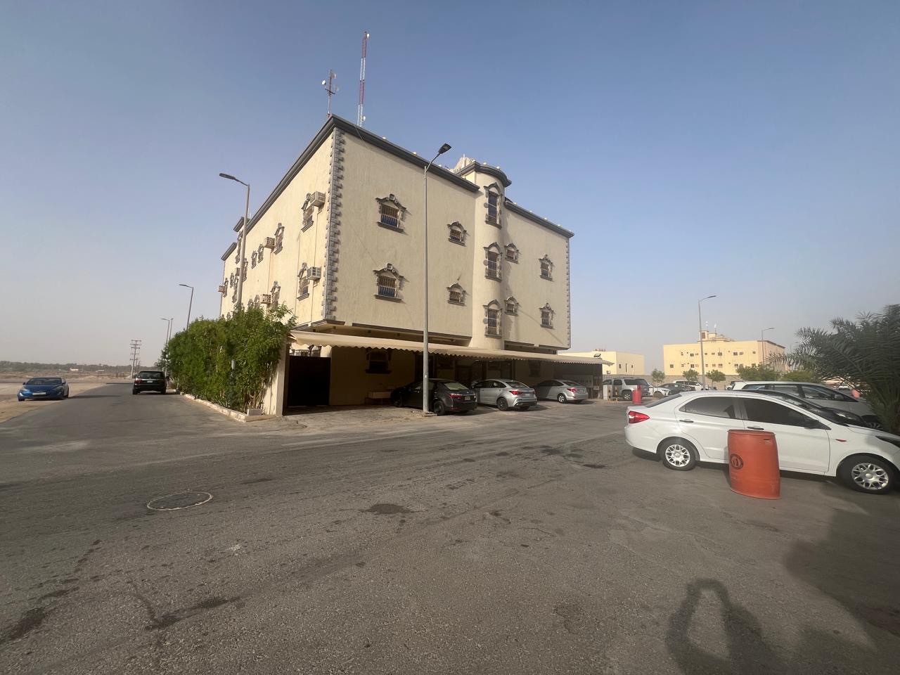 صورة واجهة العمارة الخارجية