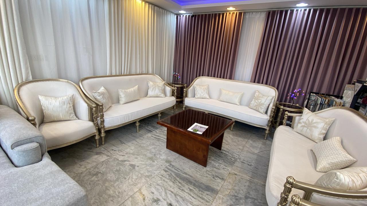 مجلس عربي حديث